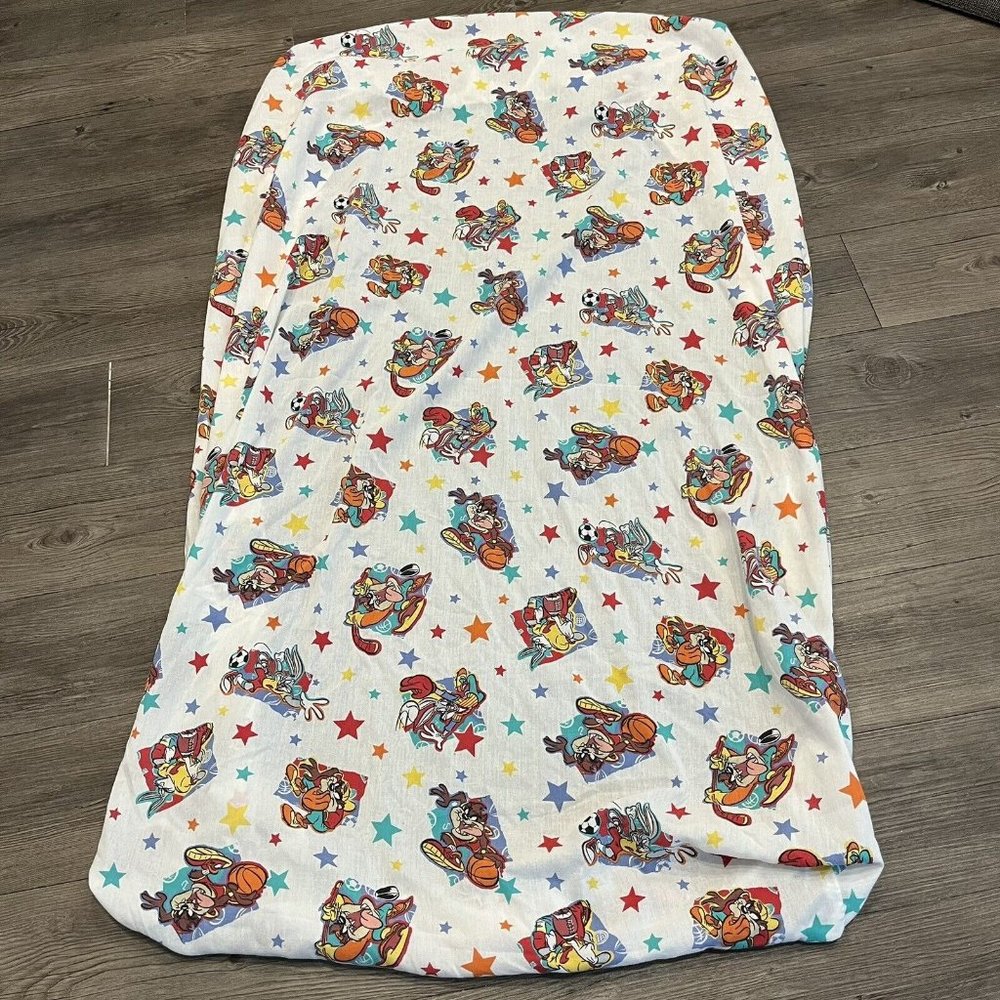 Vintage 1997 Warner Bros Looney Tunes Twin Fitted Sheet Bugs Bunny Taz Sports